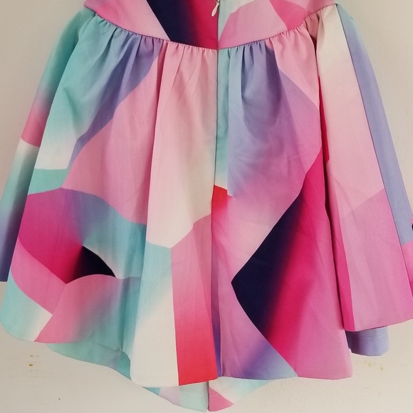 Deep V top - Picture 5 of 5